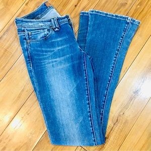 Seven 7 boot cut flare leg distressed style blue denim jeans small 28 wa…